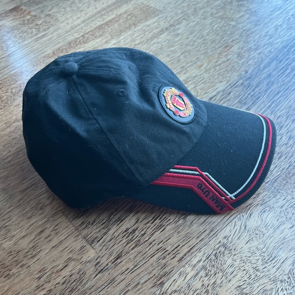 Manchester United F.C. Football Club Cap Soccer FutbolHat Cap Official Man U - Picture 2 of 5